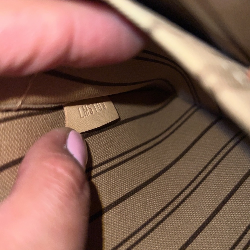 Authentic Louis Vuitton Brown Monogram Clutch - Picture 3 of 8